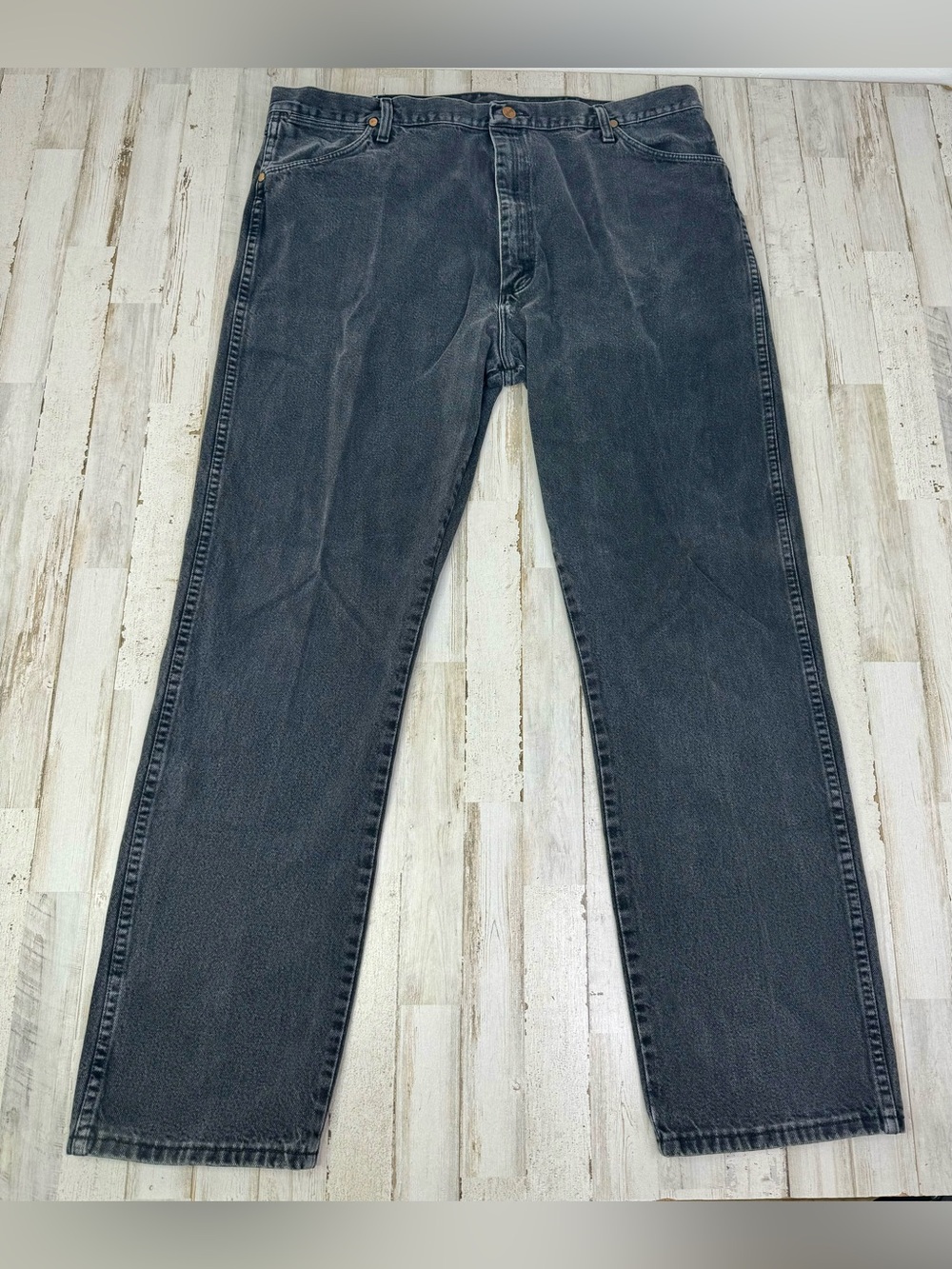 Wrangler Jeans Men's 42x33 Black Cowboy Western Outdoors 13MW2WK Lot Of 2 - Picture 2 of 12